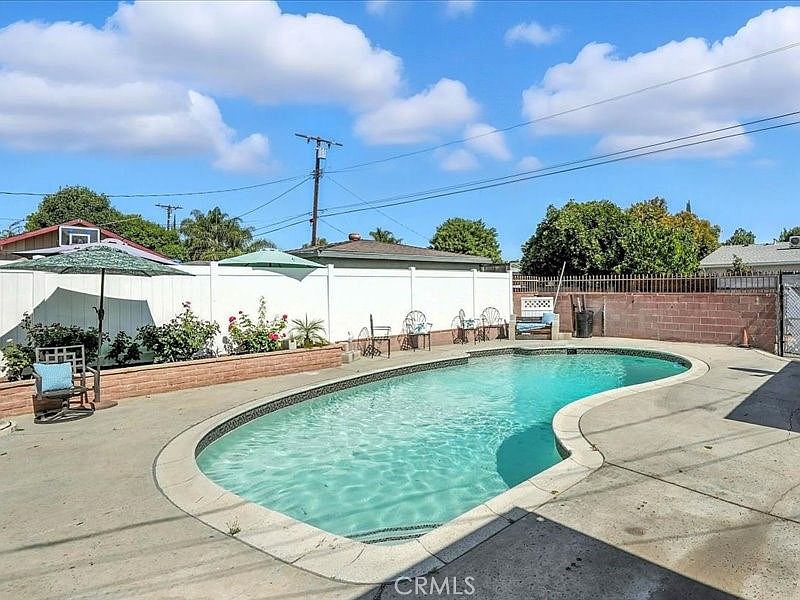 Winnetka, California, 91306, United States, 3 Bedrooms Bedrooms, ,2 BathroomsBathrooms,Residential,Forsale,1919221