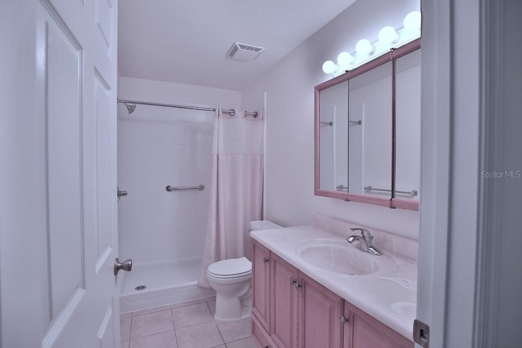 OCALA, Florida, 34481, United States, 8 Bedrooms Bedrooms, ,4 BathroomsBathrooms,Residential,Forsale,1944499