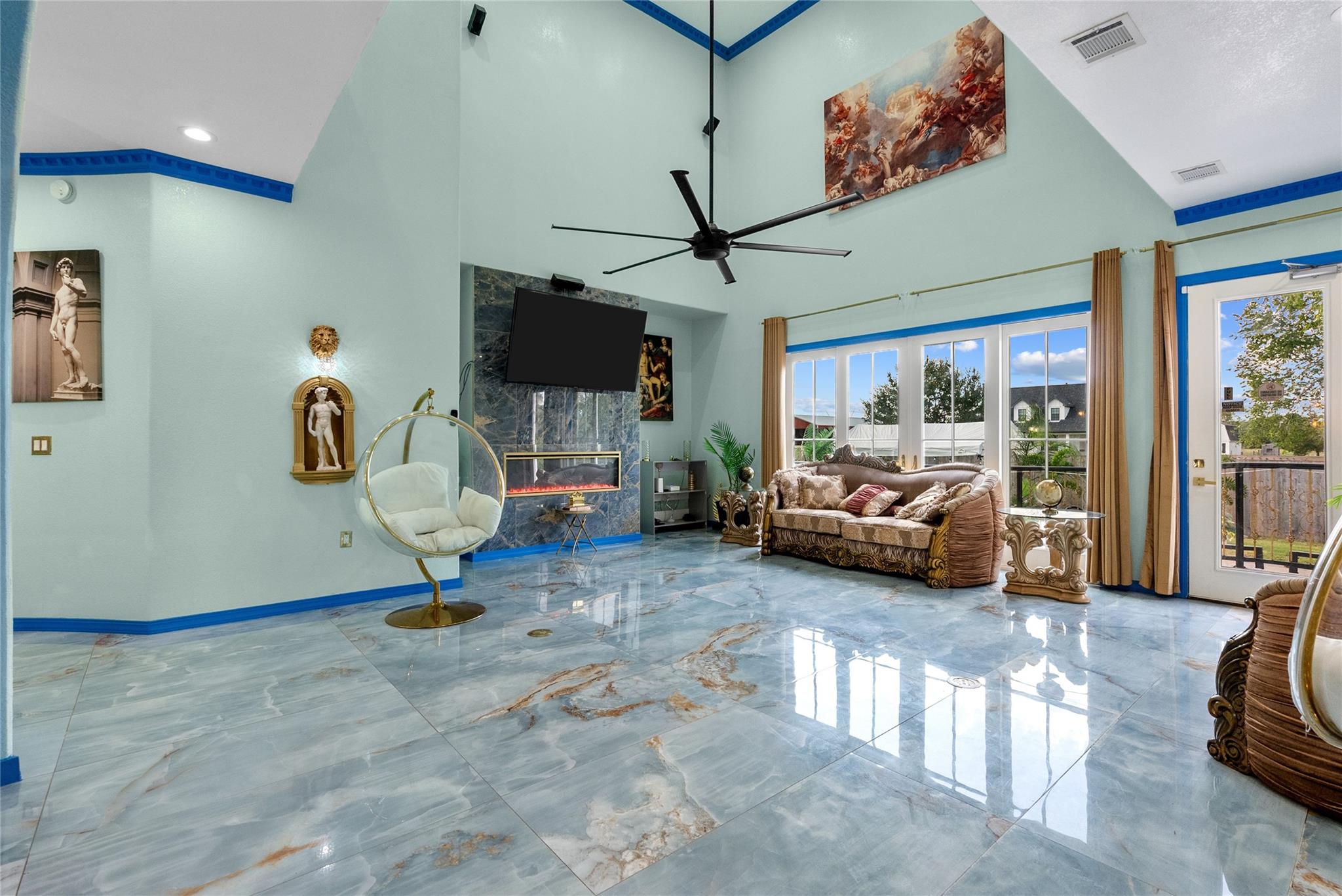 Alvin, Texas, 77511, United States, 8 Bedrooms Bedrooms, ,9 BathroomsBathrooms,Residential,Forsale,1953106