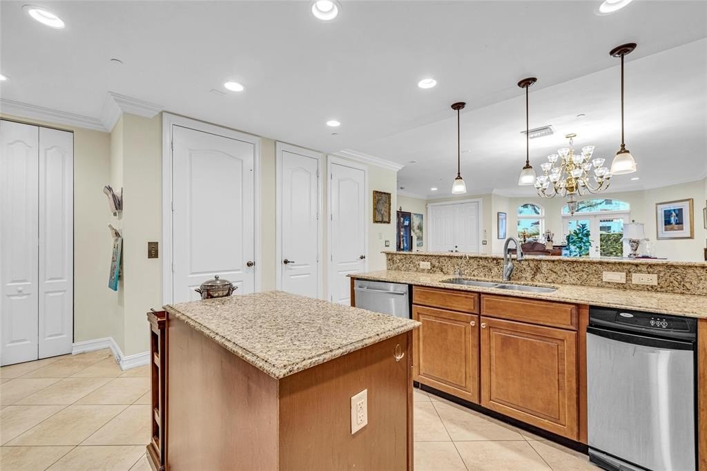 Fort Lauderdale, Florida, 33304, United States, 4 Bedrooms Bedrooms, ,3.5 BathroomsBathrooms,Residential,Forsale,1903959