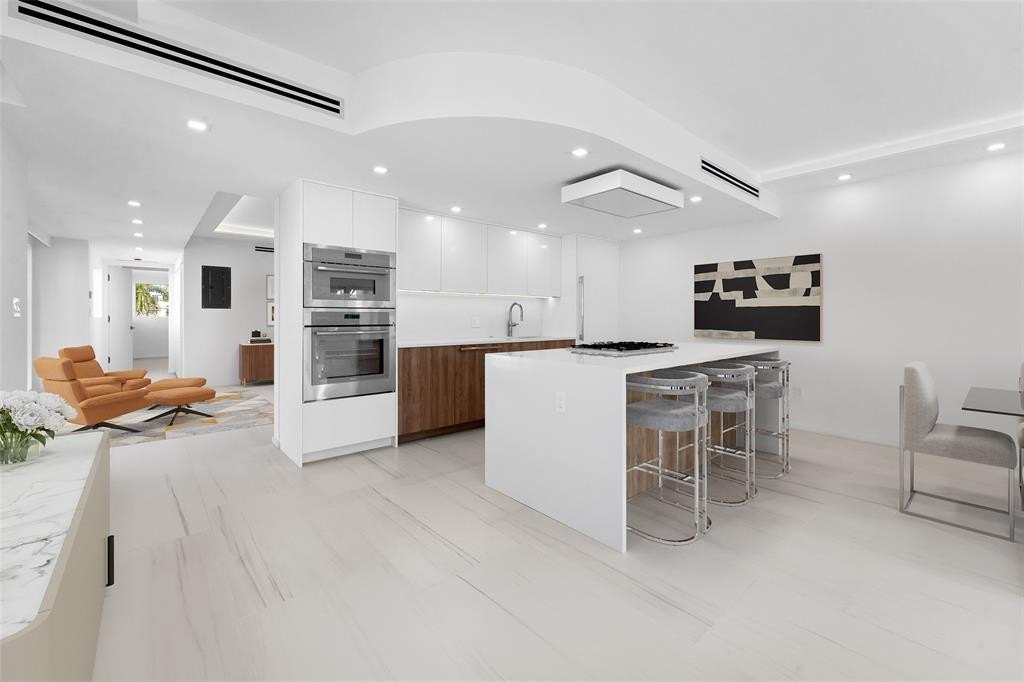 Fort Lauderdale, Florida, 33301, United States, 4 Bedrooms Bedrooms, ,4 BathroomsBathrooms,Residential,Forsale,1927561