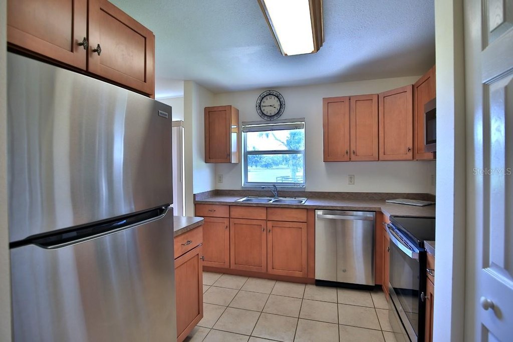 OCALA, Florida, 34481, United States, 8 Bedrooms Bedrooms, ,4 BathroomsBathrooms,Residential,Forsale,1944499