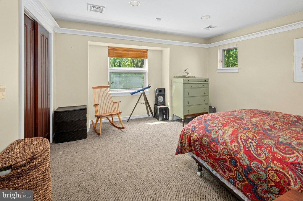 HENRYVILLE, Pennsylvania, 18332, United States, 6 Bedrooms Bedrooms, ,7.5 BathroomsBathrooms,Residential,Forsale,1904002
