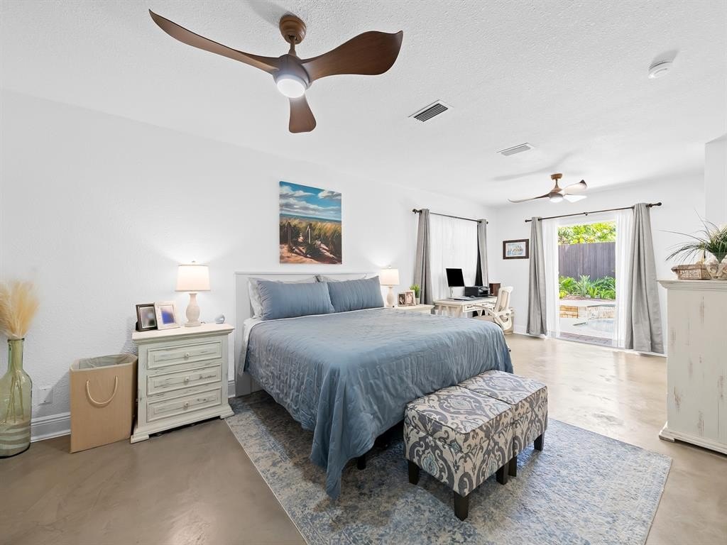 Wilton Manors, Florida, 33311, United States, 2 Bedrooms Bedrooms, ,2 BathroomsBathrooms,Residential,Forsale,1927559