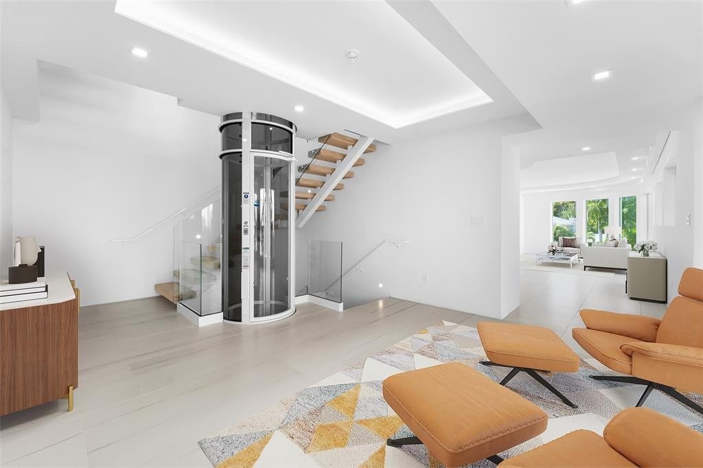 Fort Lauderdale, Florida, 33301, United States, 4 Bedrooms Bedrooms, ,4 BathroomsBathrooms,Residential,Forsale,1927561