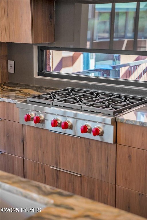 Ivins, Utah, 84738, United States, 5 Bedrooms Bedrooms, ,4.5 BathroomsBathrooms,Residential,Forsale,1994167