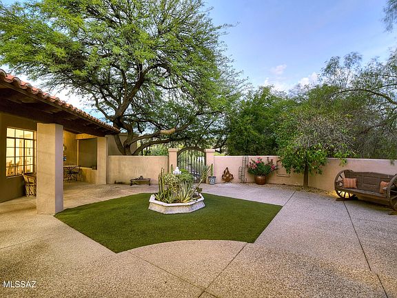 Tucson, Arizona, 85718, United States, 5 Bedrooms Bedrooms, ,4 BathroomsBathrooms,Residential,Forsale,1919203