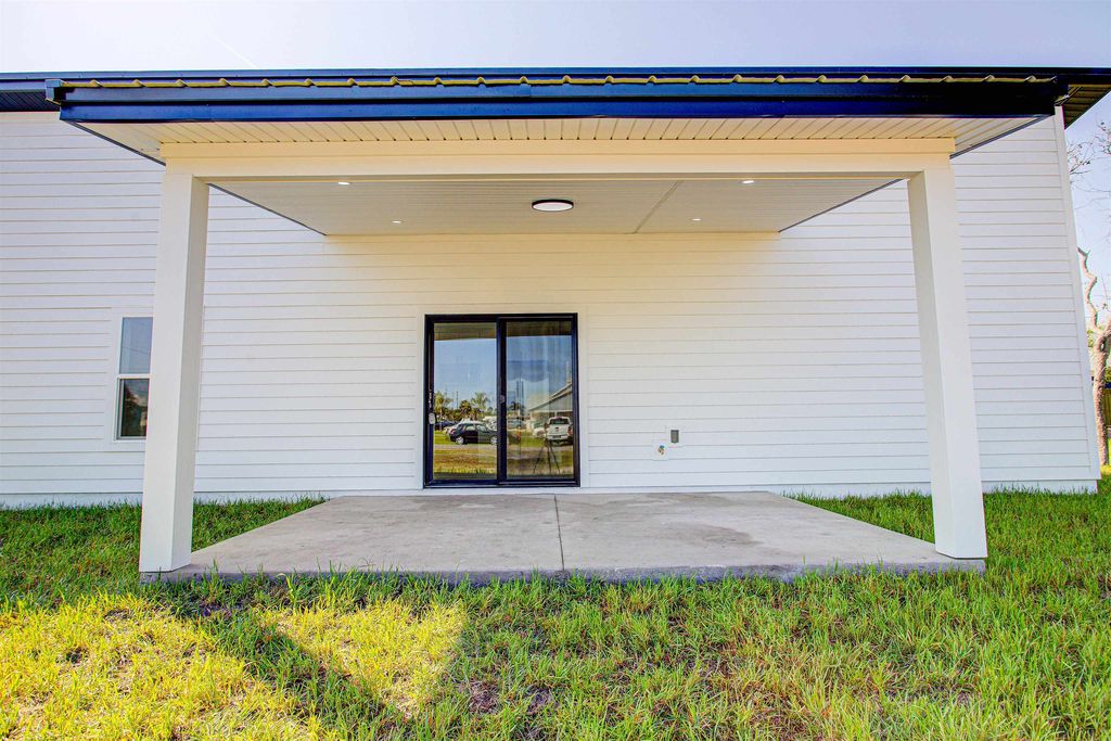 St. Augustine, Florida, 32080, United States, 4 Bedrooms Bedrooms, ,3 BathroomsBathrooms,Residential,Forsale,1914449
