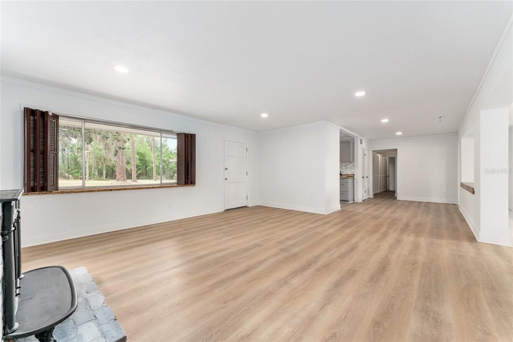 DUNNELLON, Florida, 34432, United States, 3 Bedrooms Bedrooms, ,3 BathroomsBathrooms,Residential,Forsale,2003999