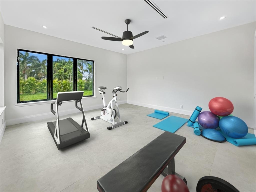 Plantation, Florida, 33323, United States, 5 Bedrooms Bedrooms, ,6.5 BathroomsBathrooms,Residential,Forsale,1927587