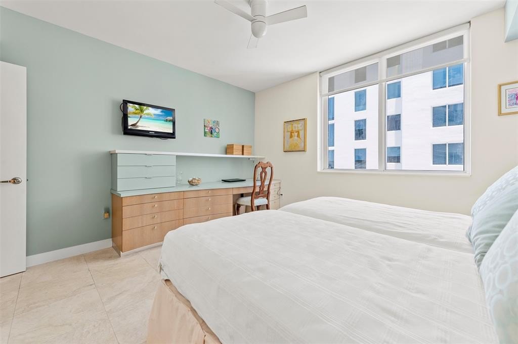 Fort Lauderdale, Florida, 33308, United States, 2 Bedrooms Bedrooms, ,2 BathroomsBathrooms,Residential,Forsale,1968178