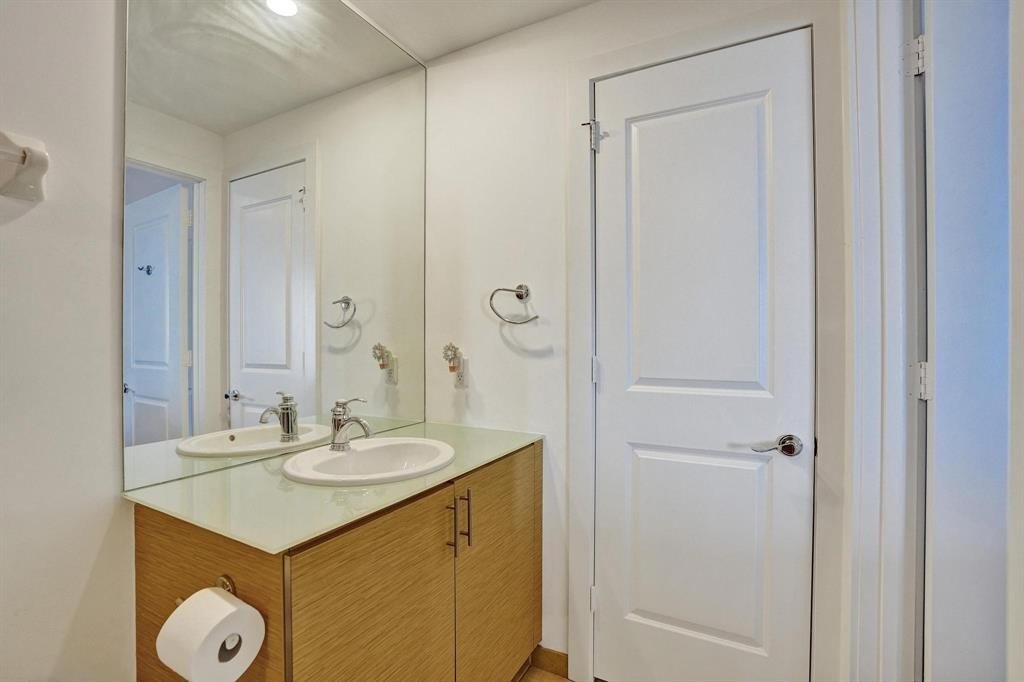 Fort Lauderdale, Florida, 33301, United States, 2 Bedrooms Bedrooms, ,2.5 BathroomsBathrooms,Residential,Forsale,1927578