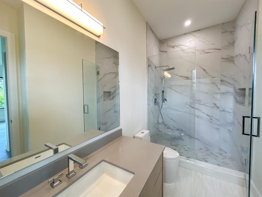 Plantation, Florida, 33323, United States, 5 Bedrooms Bedrooms, ,6.5 BathroomsBathrooms,Residential,Forsale,1927587