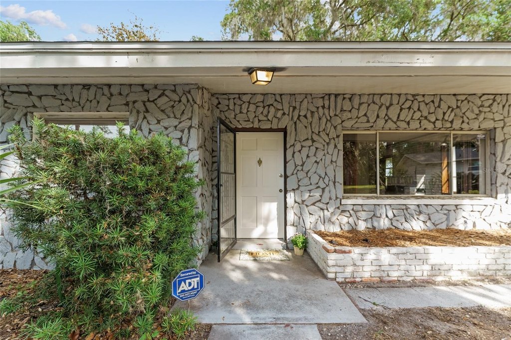 DUNNELLON, Florida, 34432, United States, 3 Bedrooms Bedrooms, ,3 BathroomsBathrooms,Residential,Forsale,2003999