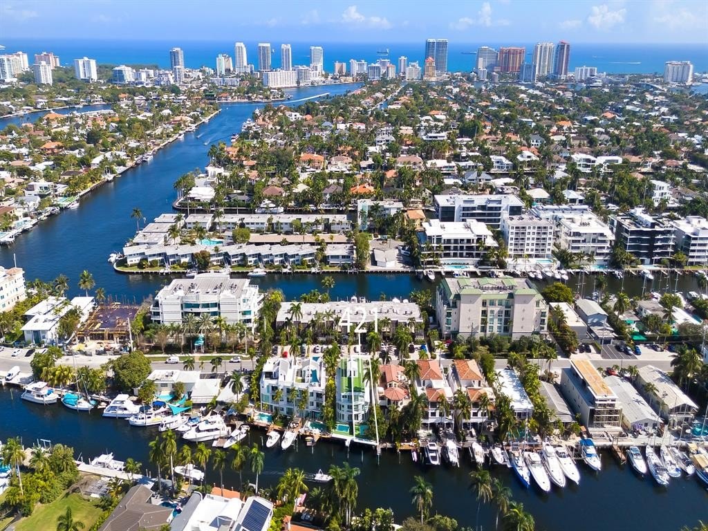 Fort Lauderdale, Florida, 33301, United States, 4 Bedrooms Bedrooms, ,4 BathroomsBathrooms,Residential,Forsale,1927563