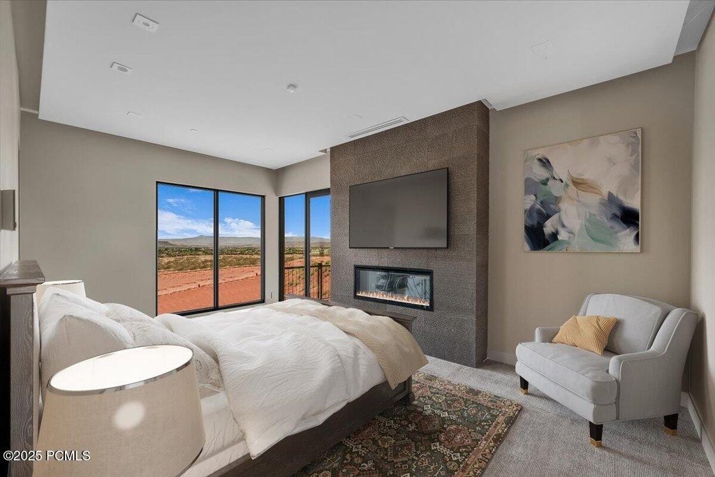 Ivins, Utah, 84738, United States, 5 Bedrooms Bedrooms, ,4.5 BathroomsBathrooms,Residential,Forsale,1994167