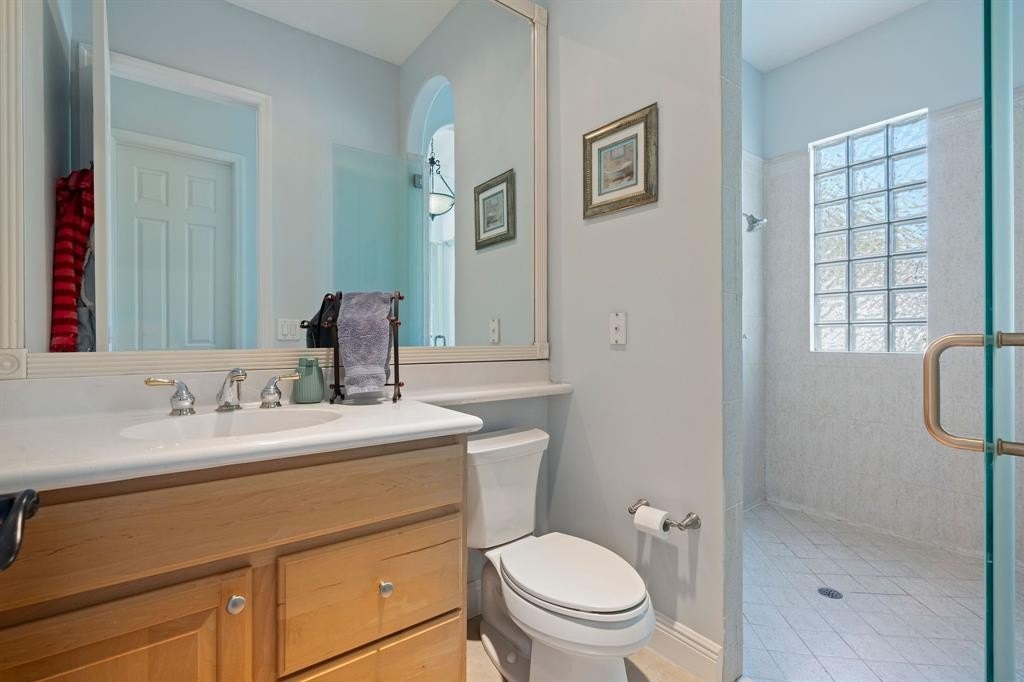 Davie, Florida, 33326, United States, 5 Bedrooms Bedrooms, ,3 BathroomsBathrooms,Residential,Forsale,1927588