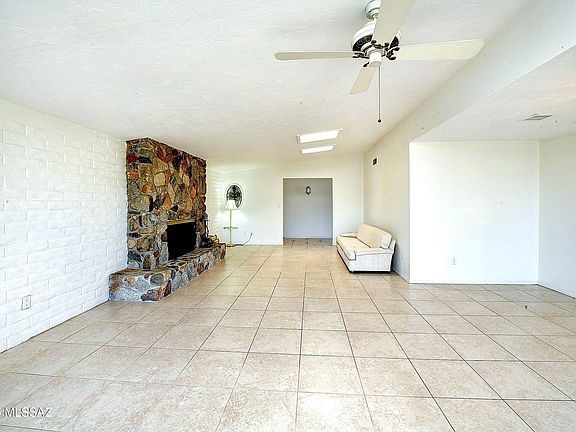 Tucson, Arizona, 85718, United States, 3 Bedrooms Bedrooms, ,3 BathroomsBathrooms,Residential,Forsale,1919204
