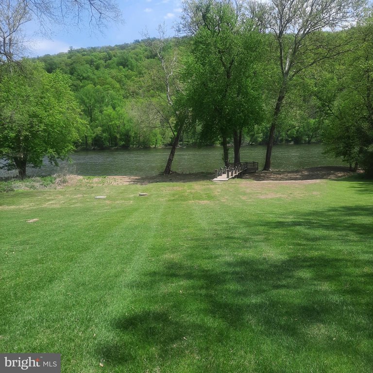 POINT PLEASANT, Pennsylvania, 18950, United States, 4 Bedrooms Bedrooms, ,5.5 BathroomsBathrooms,Residential,Forsale,1905151