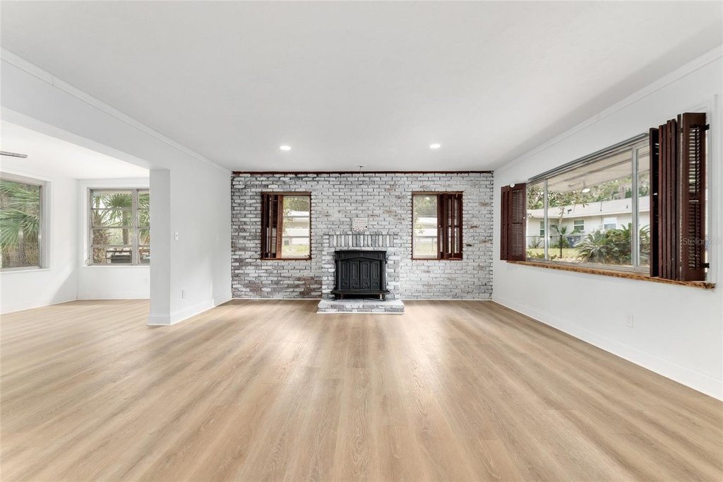 DUNNELLON, Florida, 34432, United States, 3 Bedrooms Bedrooms, ,3 BathroomsBathrooms,Residential,Forsale,2003999