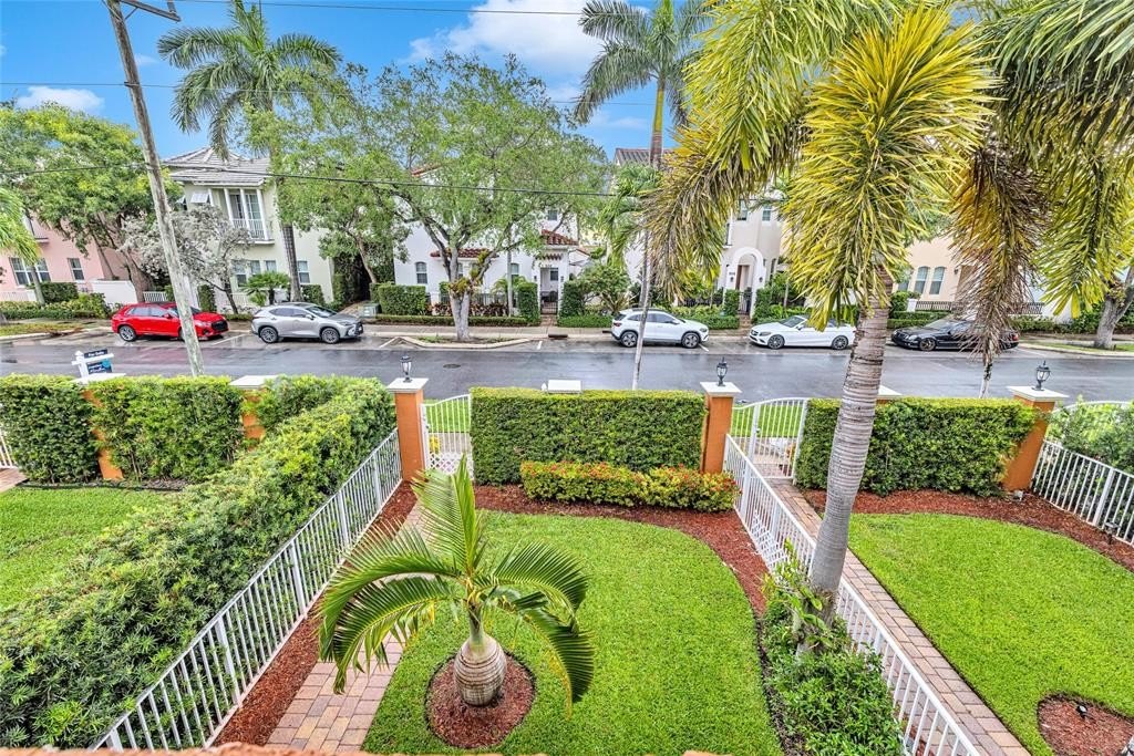 Fort Lauderdale, Florida, 33304, United States, 4 Bedrooms Bedrooms, ,3.5 BathroomsBathrooms,Residential,Forsale,1903959