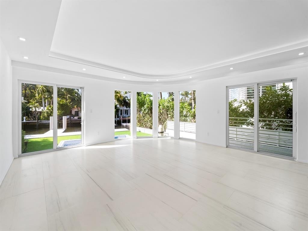 Fort Lauderdale, Florida, 33301, United States, 4 Bedrooms Bedrooms, ,4 BathroomsBathrooms,Residential,Forsale,1927561