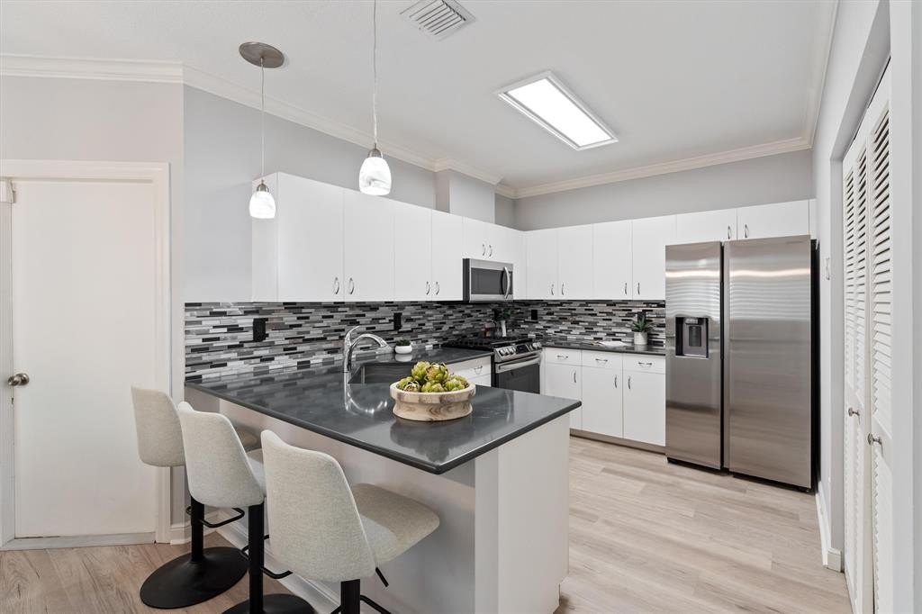 Fort Lauderdale, Florida, 33315, United States, 3 Bedrooms Bedrooms, ,2.5 BathroomsBathrooms,Residential,Forsale,2004044