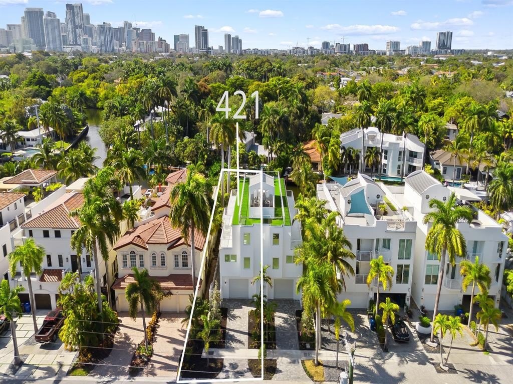 Fort Lauderdale, Florida, 33301, United States, 4 Bedrooms Bedrooms, ,4 BathroomsBathrooms,Residential,Forsale,1927563