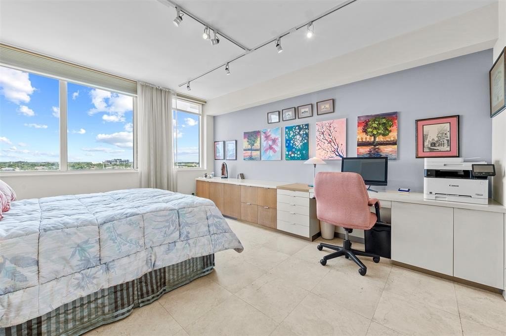 Fort Lauderdale, Florida, 33308, United States, 2 Bedrooms Bedrooms, ,2 BathroomsBathrooms,Residential,Forsale,1968178