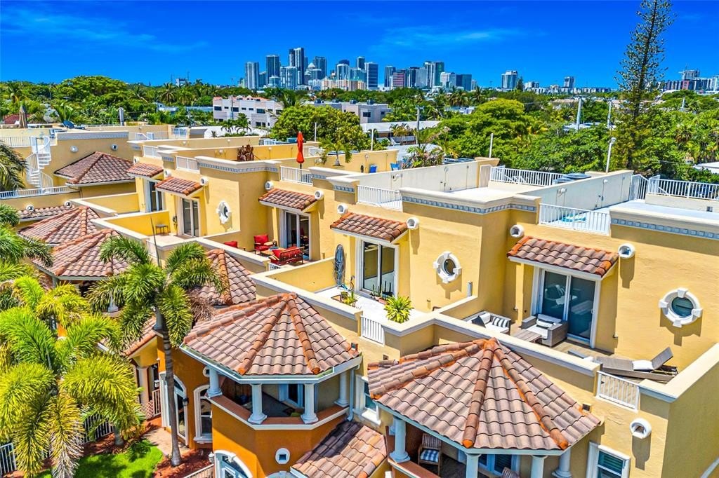 Fort Lauderdale, Florida, 33304, United States, 4 Bedrooms Bedrooms, ,3.5 BathroomsBathrooms,Residential,Forsale,1903959