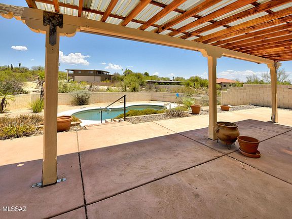Tucson, Arizona, 85718, United States, 3 Bedrooms Bedrooms, ,3 BathroomsBathrooms,Residential,Forsale,1919204
