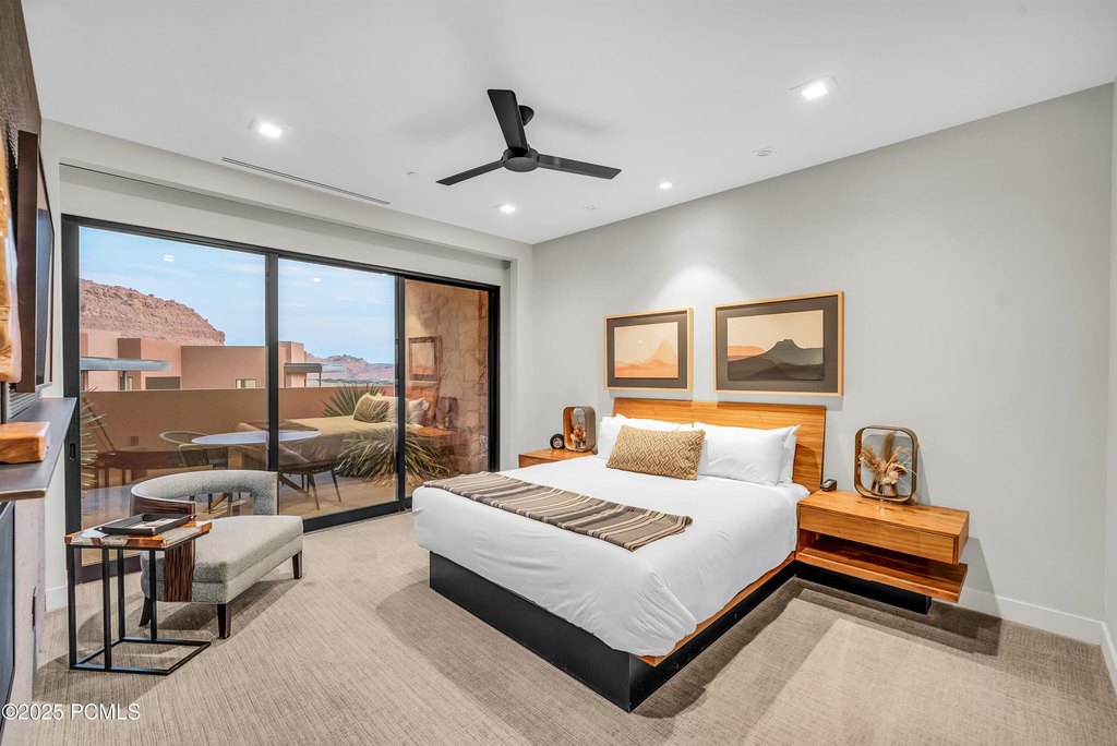 Ivins, Utah, 84738, United States, 5 Bedrooms Bedrooms, ,5.5 BathroomsBathrooms,Residential,Forsale,1994168