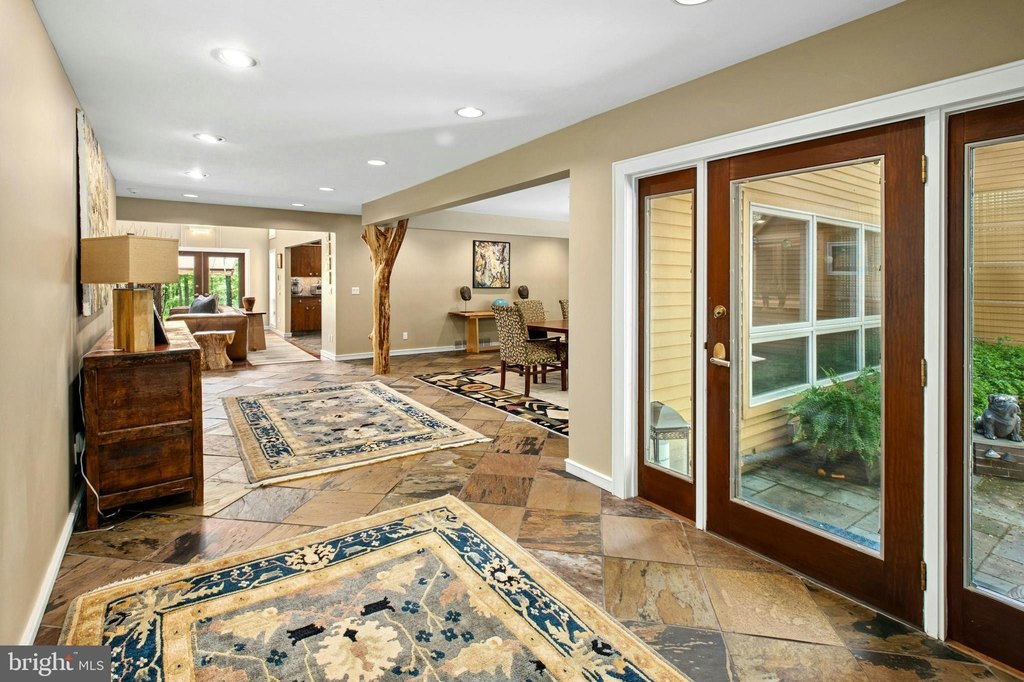 HENRYVILLE, Pennsylvania, 18332, United States, 6 Bedrooms Bedrooms, ,7.5 BathroomsBathrooms,Residential,Forsale,1904002