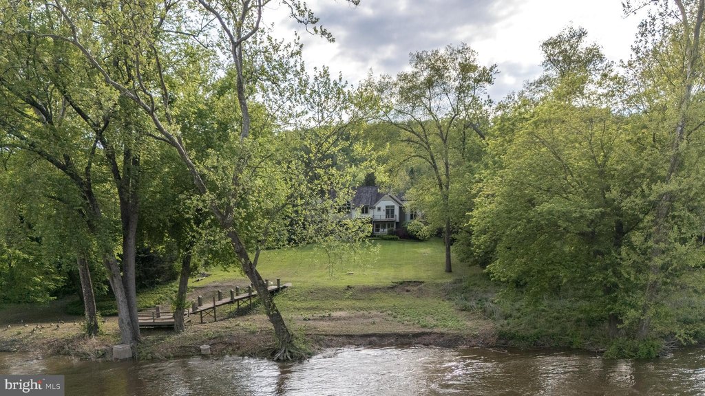 POINT PLEASANT, Pennsylvania, 18950, United States, 4 Bedrooms Bedrooms, ,5.5 BathroomsBathrooms,Residential,Forsale,1905151