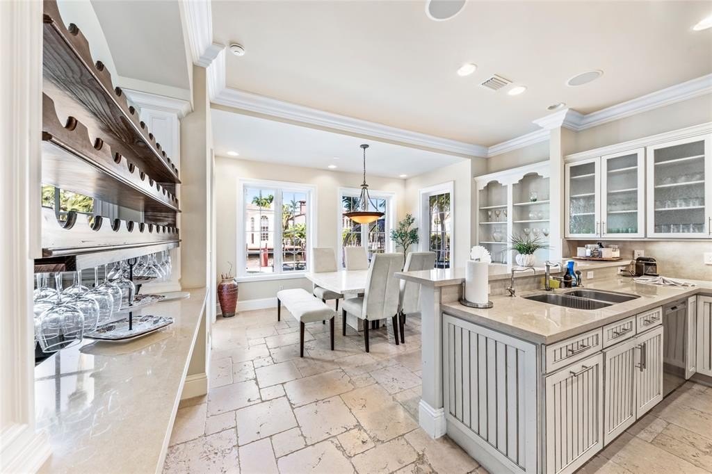 Fort Lauderdale, Florida, 33301, United States, 7 Bedrooms Bedrooms, ,7.5 BathroomsBathrooms,Residential,Forsale,1951874