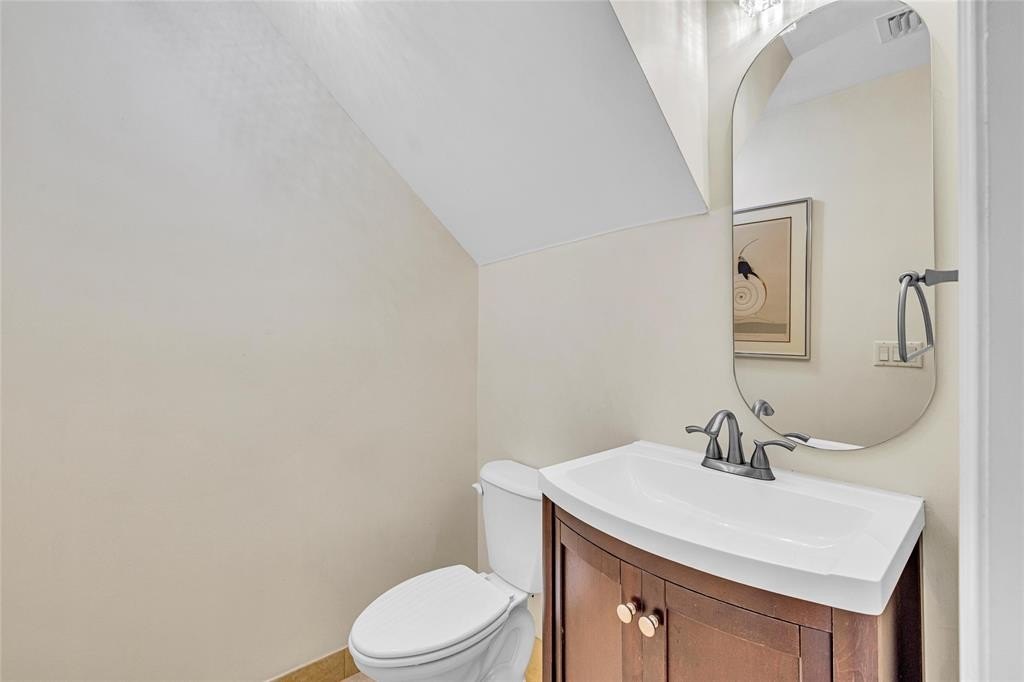 Fort Lauderdale, Florida, 33304, United States, 4 Bedrooms Bedrooms, ,3.5 BathroomsBathrooms,Residential,Forsale,1903959