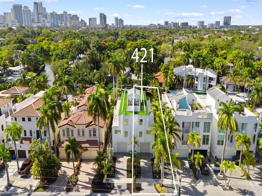 Fort Lauderdale, Florida, 33301, United States, 4 Bedrooms Bedrooms, ,4 BathroomsBathrooms,Residential,Forsale,1927561