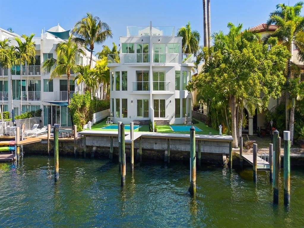 Fort Lauderdale, Florida, 33301, United States, 4 Bedrooms Bedrooms, ,4 BathroomsBathrooms,Residential,Forsale,1927563