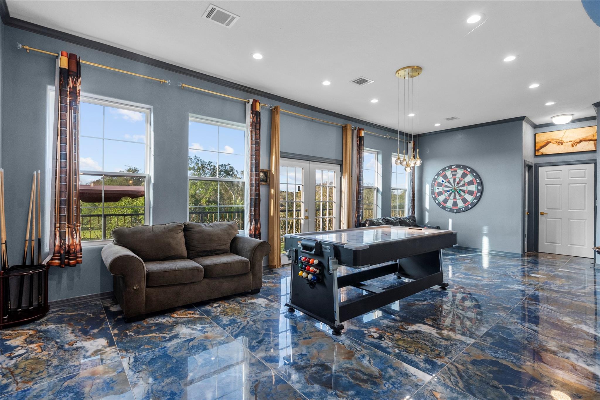 Alvin, Texas, 77511, United States, 8 Bedrooms Bedrooms, ,9 BathroomsBathrooms,Residential,Forsale,1953106