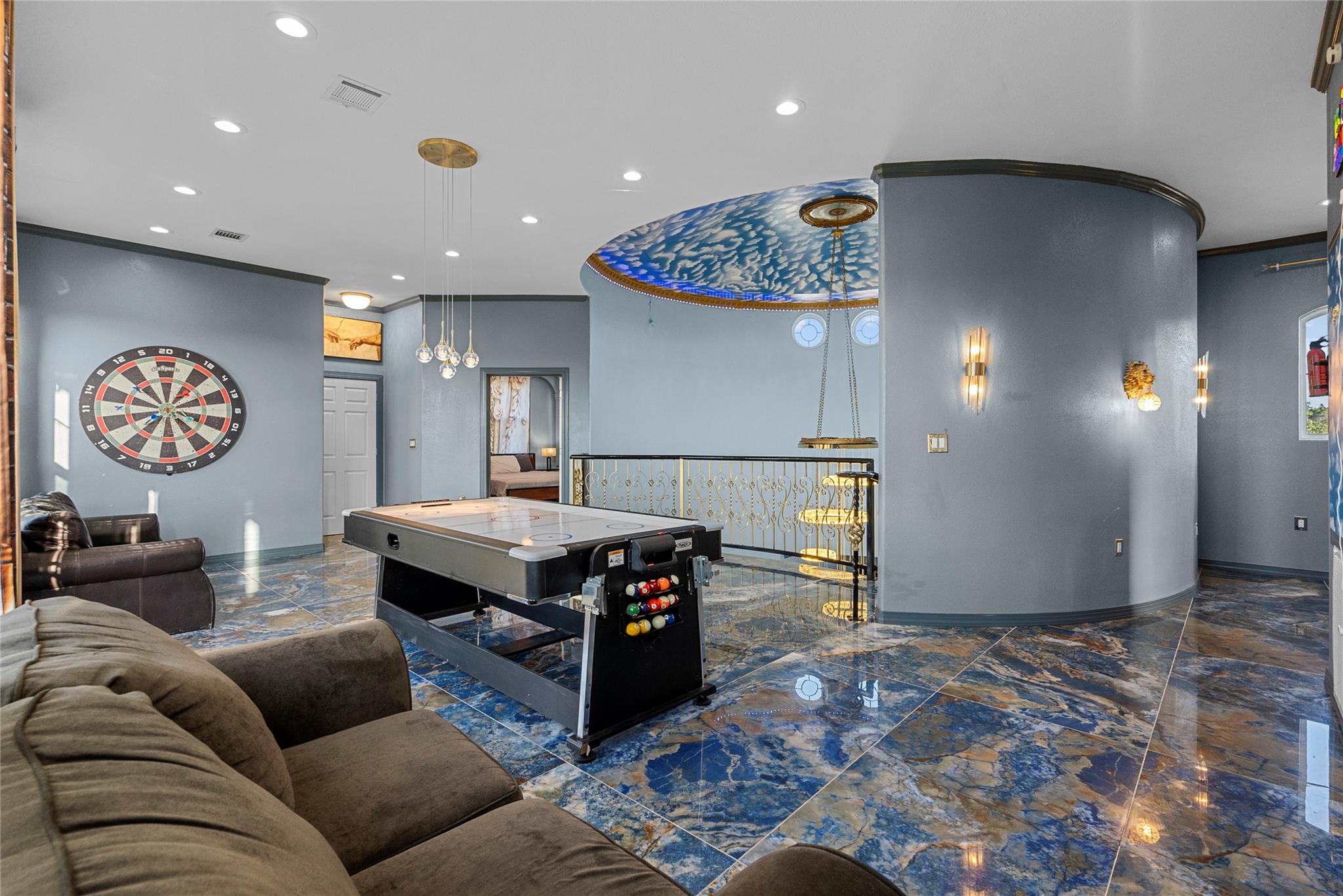 Alvin, Texas, 77511, United States, 8 Bedrooms Bedrooms, ,9 BathroomsBathrooms,Residential,Forsale,1953106