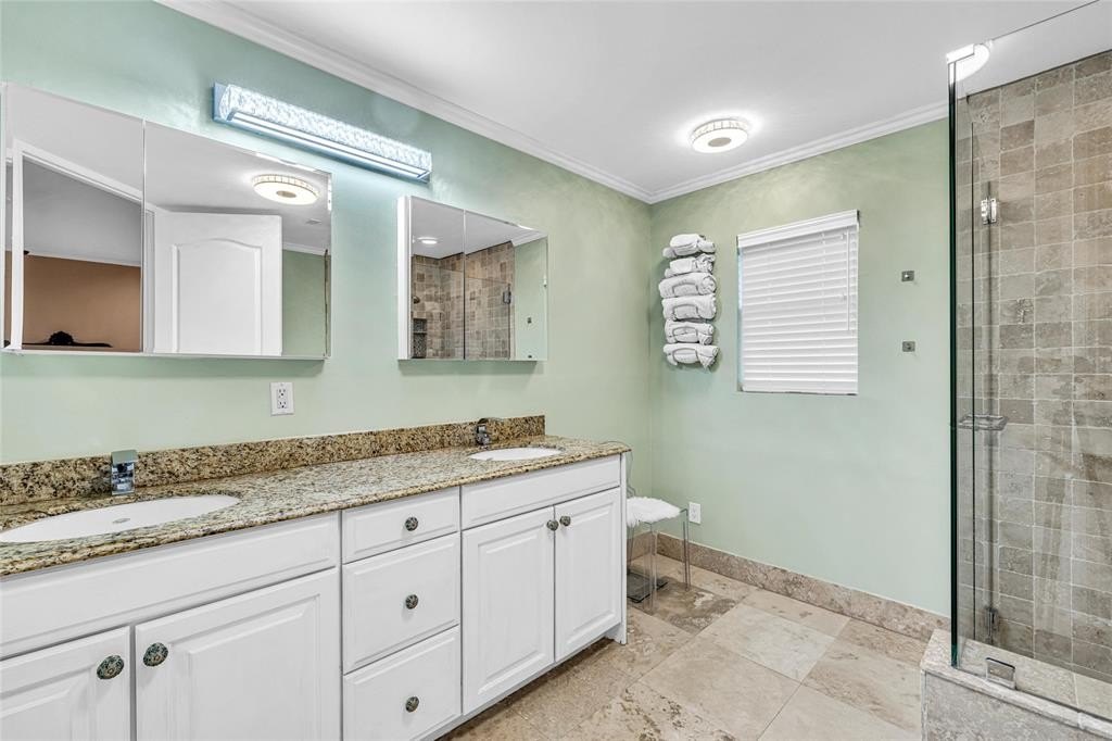 Fort Lauderdale, Florida, 33304, United States, 4 Bedrooms Bedrooms, ,3.5 BathroomsBathrooms,Residential,Forsale,1903959