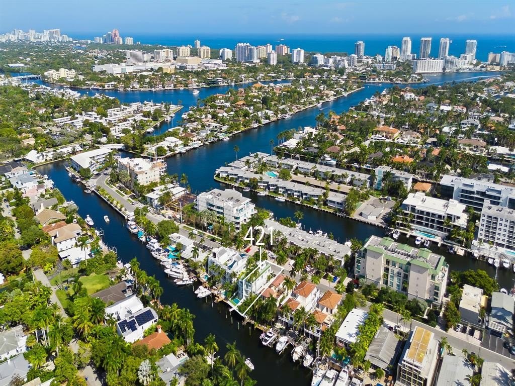 Fort Lauderdale, Florida, 33301, United States, 4 Bedrooms Bedrooms, ,4 BathroomsBathrooms,Residential,Forsale,1927563