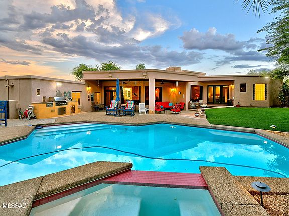 Tucson, Arizona, 85718, United States, 5 Bedrooms Bedrooms, ,4 BathroomsBathrooms,Residential,Forsale,1919203