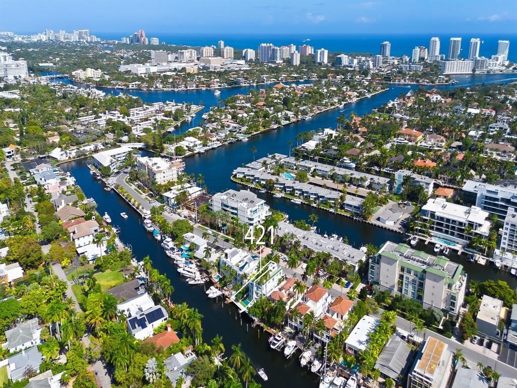 Fort Lauderdale, Florida, 33301, United States, 4 Bedrooms Bedrooms, ,4 BathroomsBathrooms,Residential,Forsale,1927561