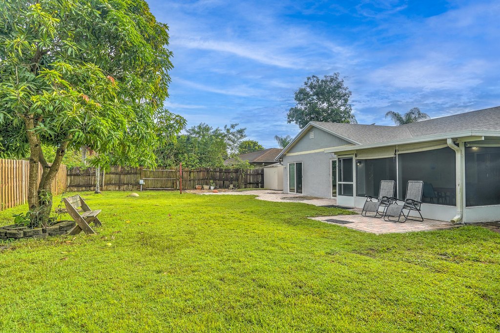 Royal Palm Beach, Florida, 33411, United States, 3 Bedrooms Bedrooms, ,2 BathroomsBathrooms,Residential,Forsale,1969897