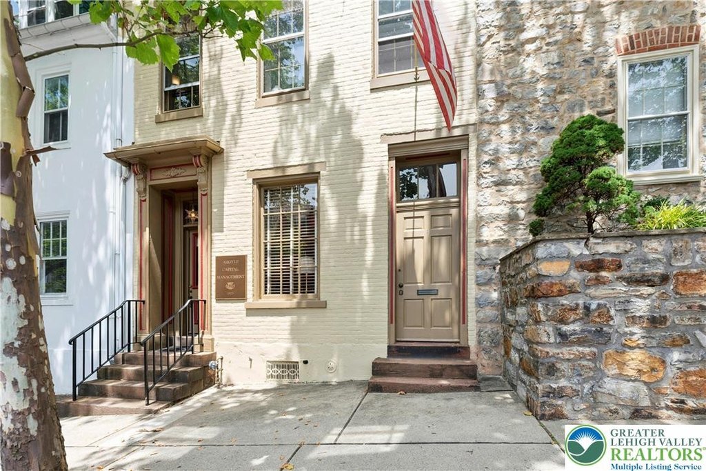 Bethlehem City, Pennsylvania, 18018, United States, 2 Bedrooms Bedrooms, ,1.5 BathroomsBathrooms,Residential,Forsale,2004211