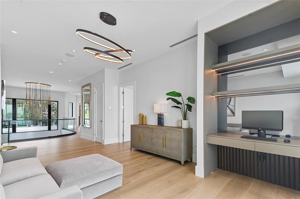 Fort Lauderdale, Florida, 33316, United States, 5 Bedrooms Bedrooms, ,6.5 BathroomsBathrooms,Residential,Forsale,1951896