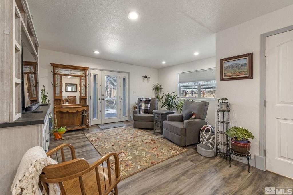 Gerlach, Nevada, 89412, United States, 4 Bedrooms Bedrooms, ,3.5 BathroomsBathrooms,Residential,Forsale,1910330