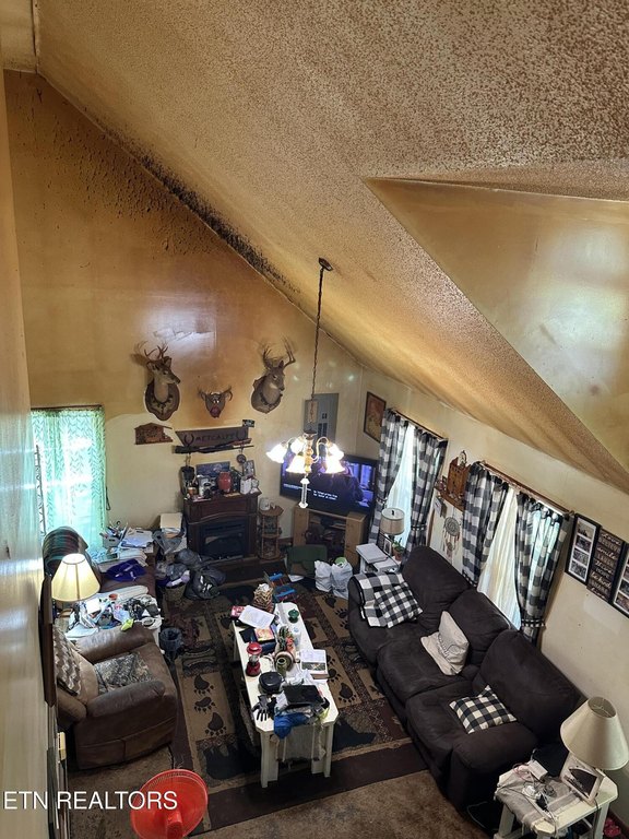 Rockwood, Tennessee, 37854, United States, 3 Bedrooms Bedrooms, ,2 BathroomsBathrooms,Residential,Forsale,1929833