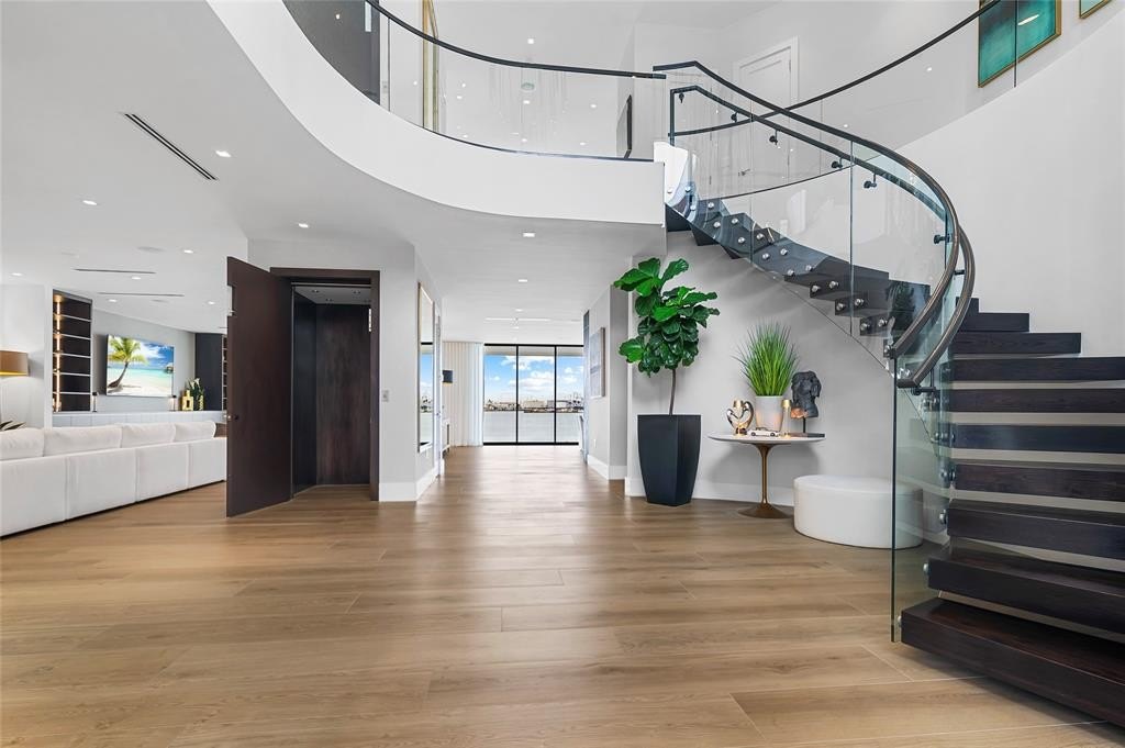 Fort Lauderdale, Florida, 33316, United States, 5 Bedrooms Bedrooms, ,6.5 BathroomsBathrooms,Residential,Forsale,1951896